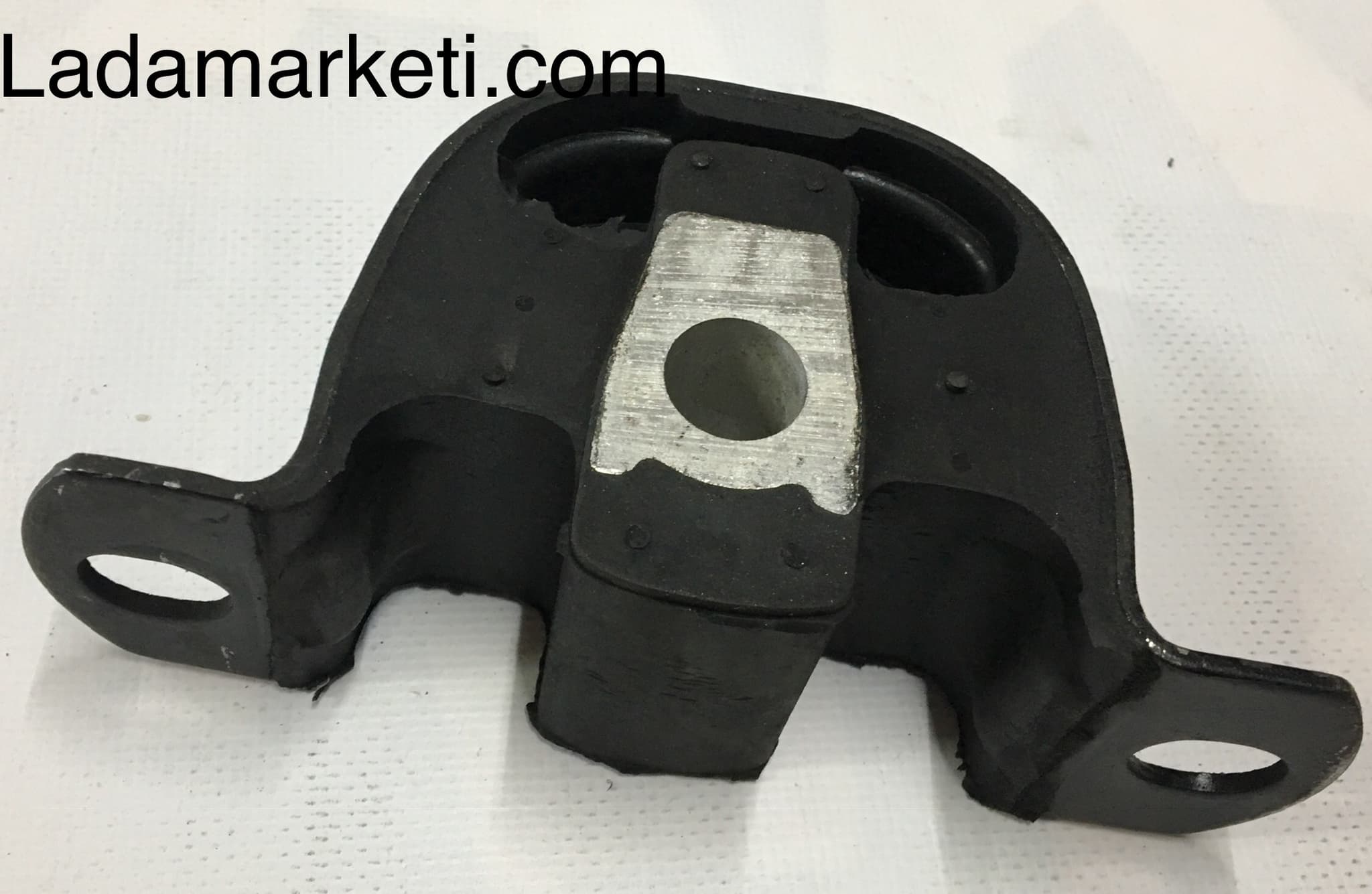 LADA VEGA ŞANZIMAN BAĞLANTI TAKOZU BRAKETİ