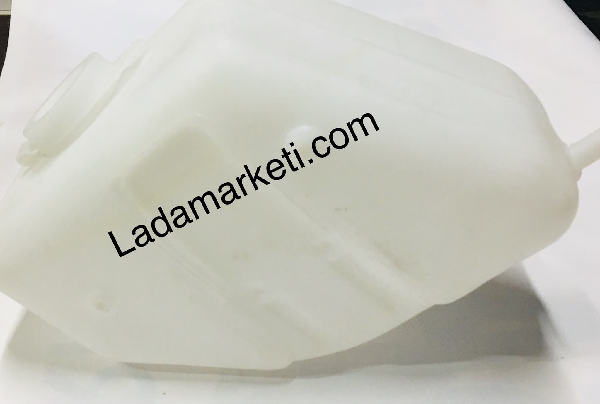 LADA SAMARA CAM SU BİDONU