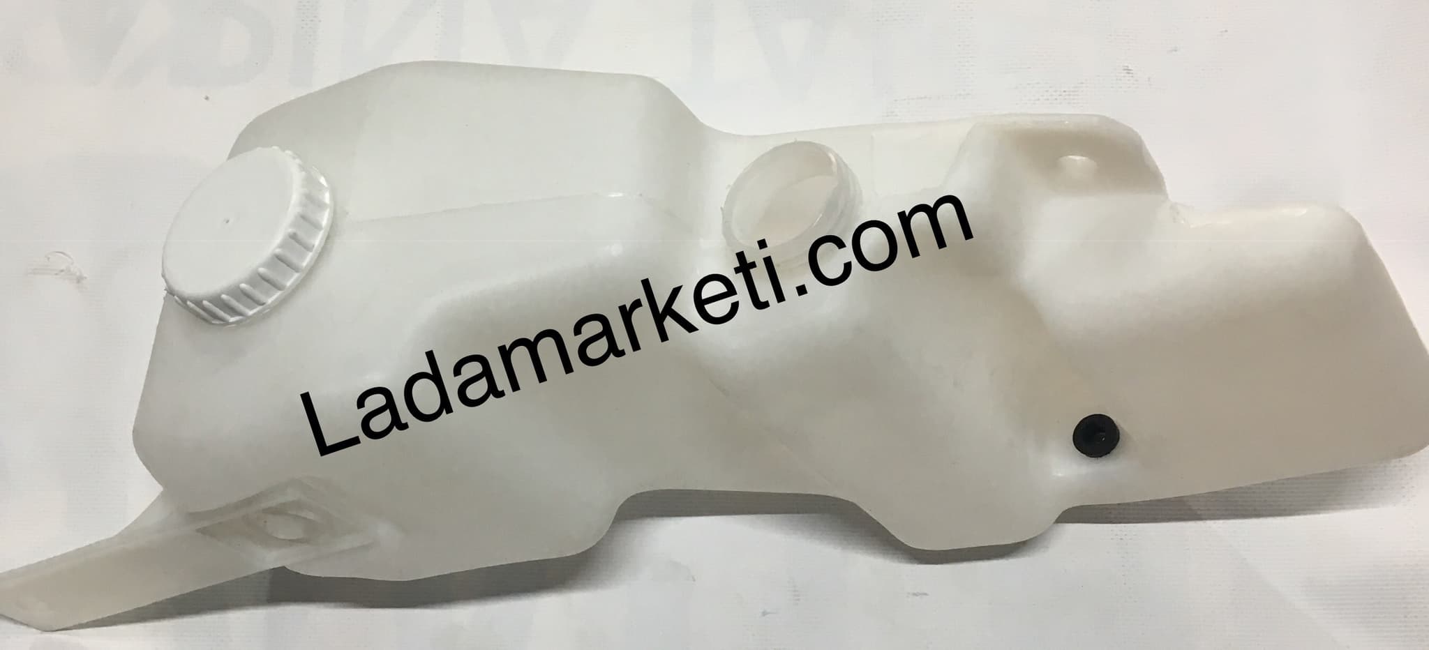 LADA VEGA CAM SU BİDONU